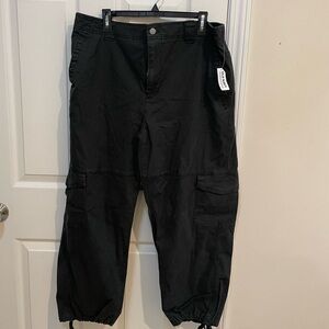 Old navy black cargo pants